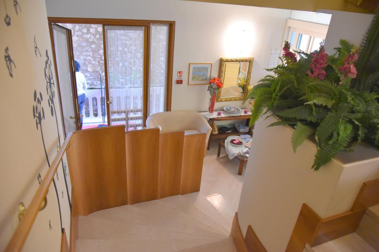 Hotel Ristorante Miralago Garda  Luaran gambar