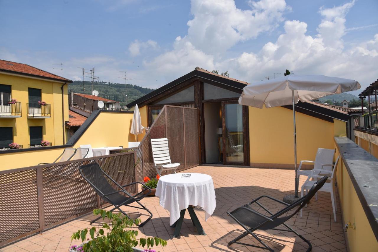 Hotel Ristorante Miralago Garda  Luaran gambar